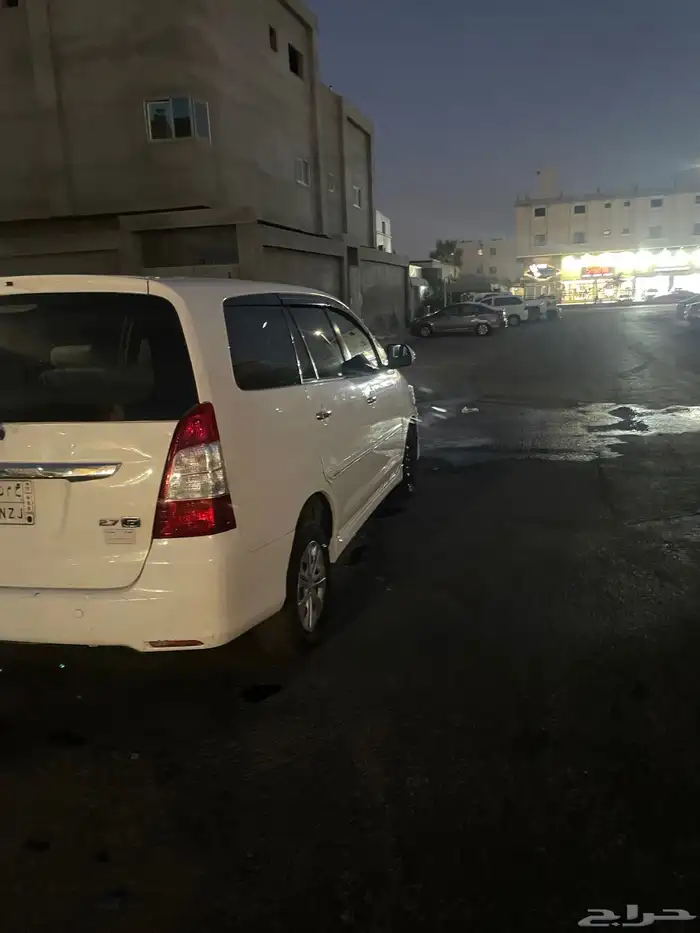 للبيع سياره أنوفا فل كامل قير مكينه شرط البدي ما فيه إلا ق 0