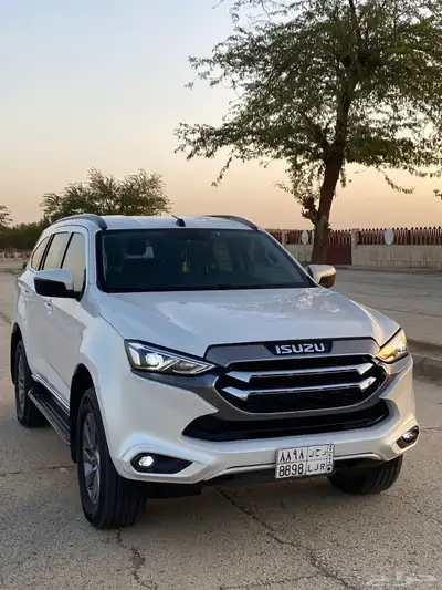 جيب اسوزو ميو اكس فل كامل 37