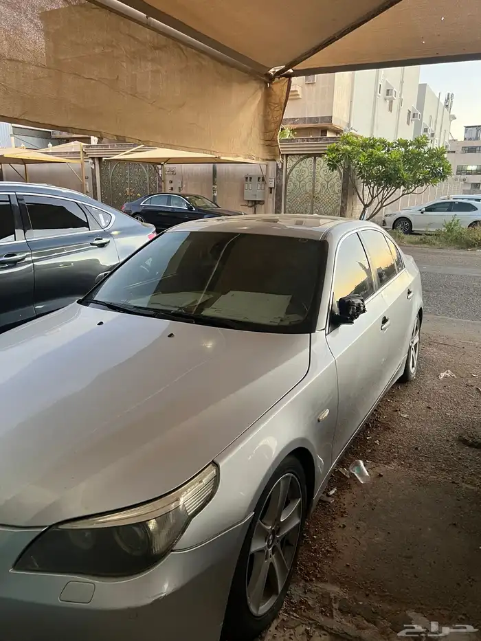 السلام عليكم ورحمة الله وبركاته  اعرض لكم اليوم BMW 2007 4