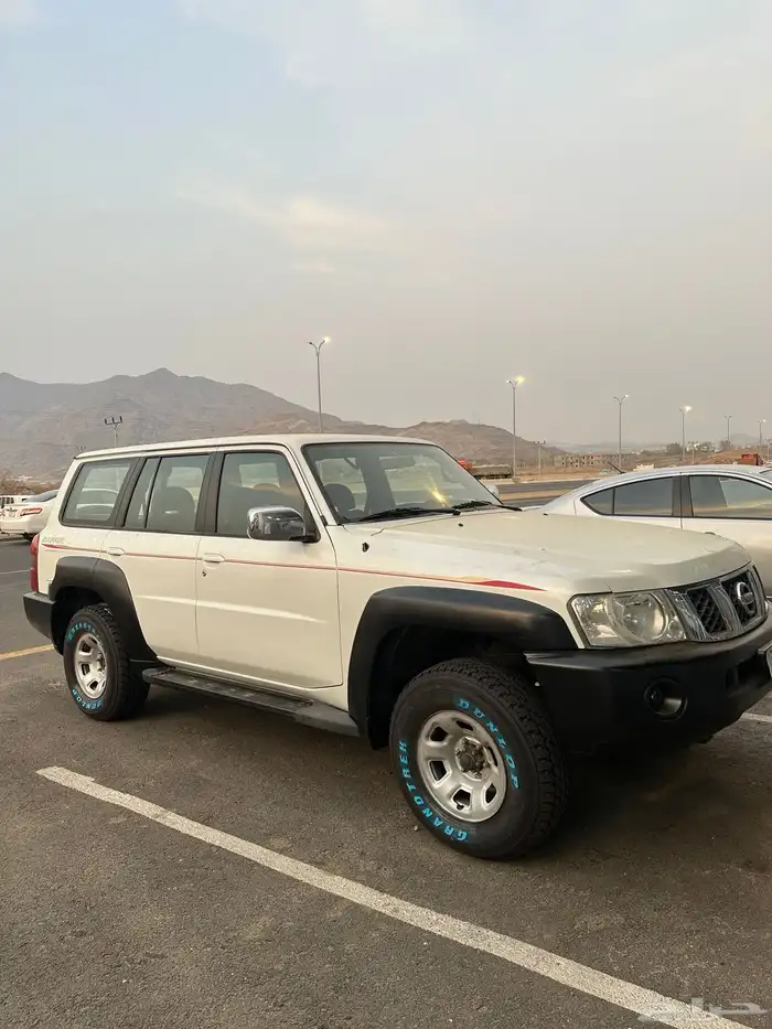 جيب نيسان 2009 فتك مكينة 4800 ماشي 98 الف 6