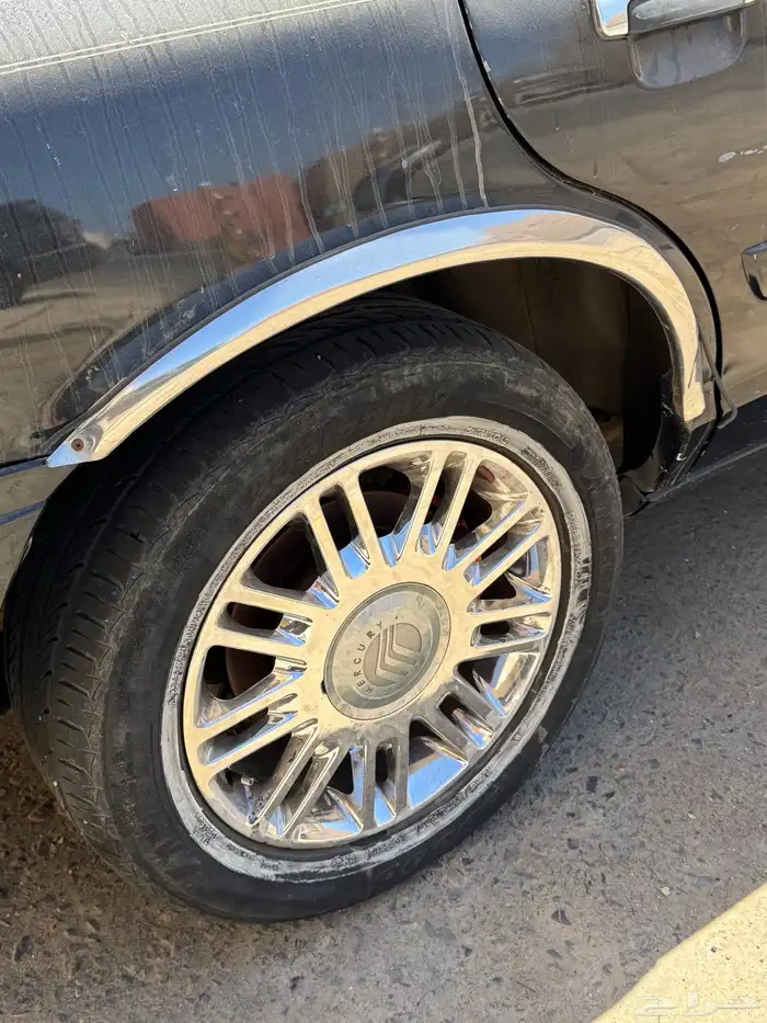 كفرات وجنوط لمتد فورد ماركيز مع أكواب . 3