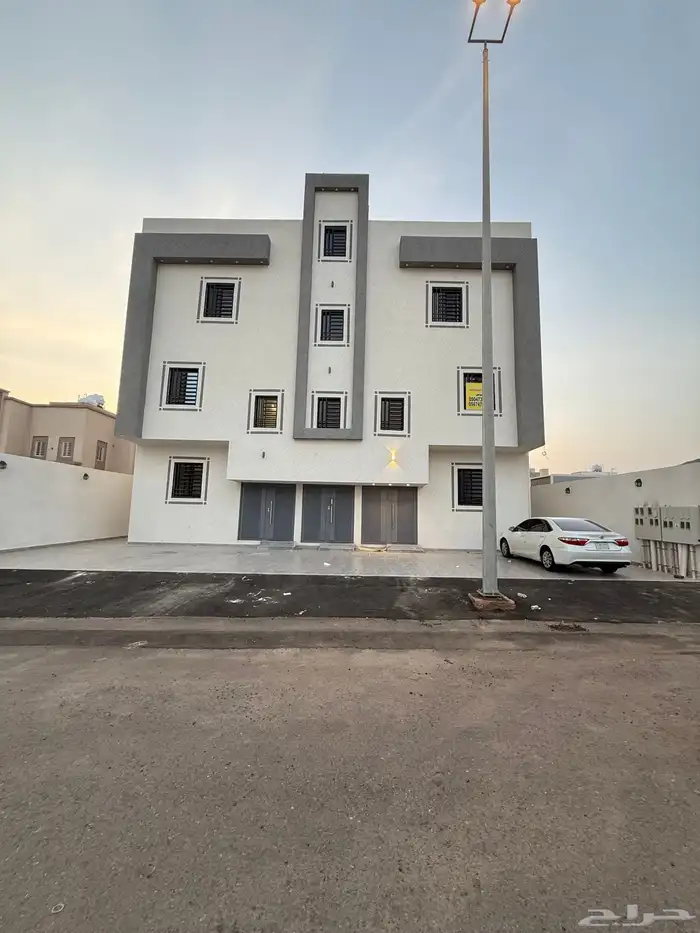 شقق تمليك واسعة في الحيلة الغربي 0