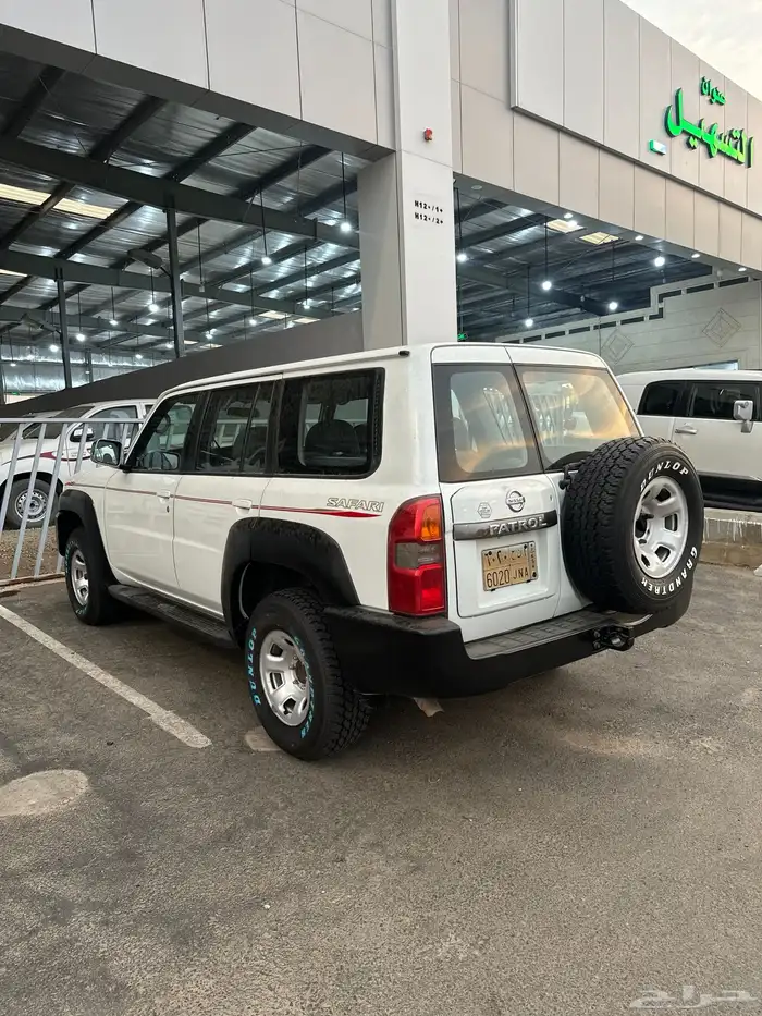 جيب نيسان 2009 فتك مكينة 4800 ماشي 98 الف 11