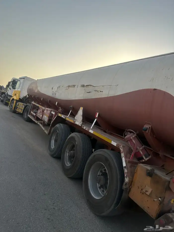 تانكي ثلاثه محاور وقود 1