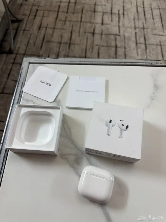 عندي سماعه AirPods 4 5