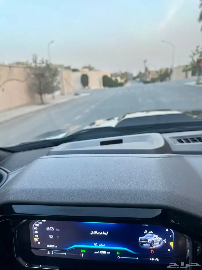 سلفرادو تريل بوس 2023 ماشي 35 الف 4 ابواب 42