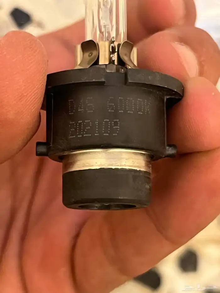 لمبات زينون D4S مستعمله 100 ريال 3