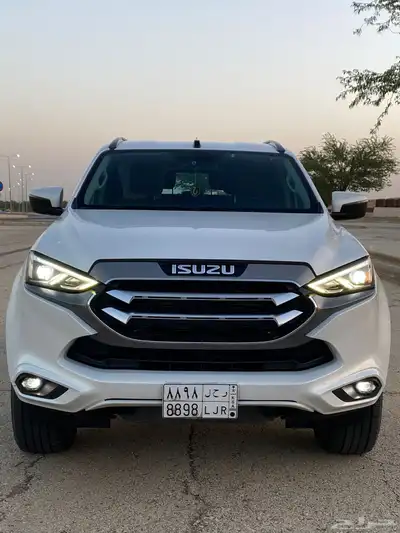 جيب اسوزو ميو اكس فل كامل 3