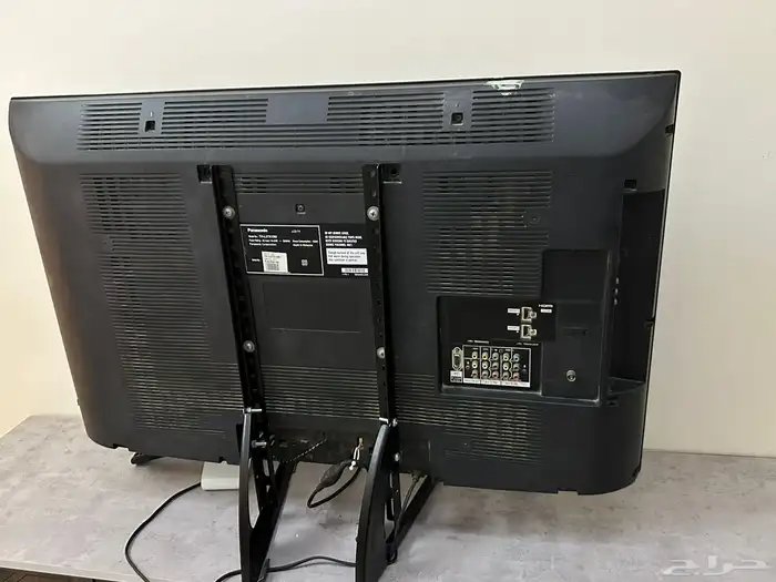 تلفزيون Panasonic 42 بوصة بحالة ممتازة للبيع 2