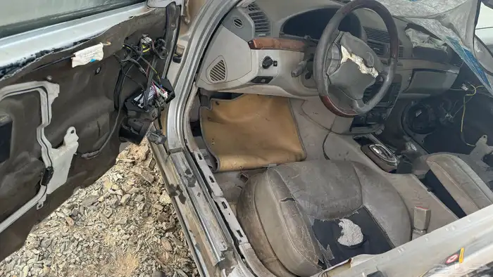 قطع مرسيدس فياقره 350s 33