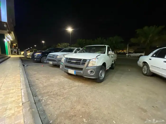 سيارة ونيت للنقل داخل وخارج المدينه 1