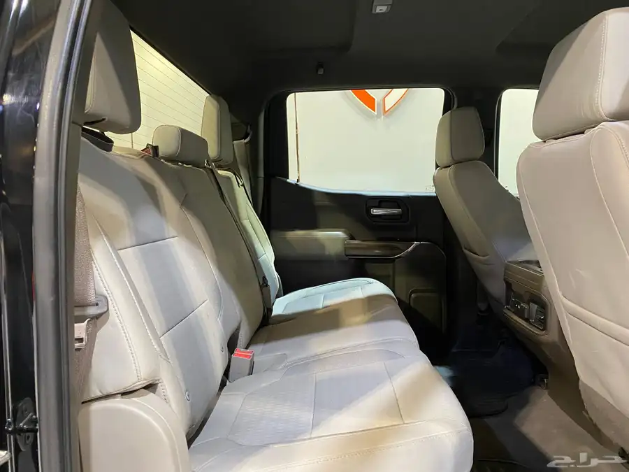 سلفرادو LT Z71 2019 ( تريل بوس ) بحالة ممتازة 16
