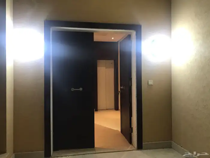 فيلا للبيع موقع مميز جدا  بجدة حي الشاطئ خلف منتزه عطاالله 5