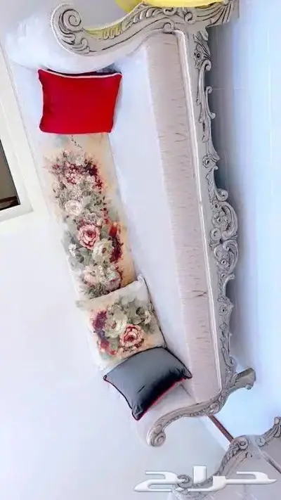 طقم كنب تركي للبيع نظيف جدا شبه جديد 2