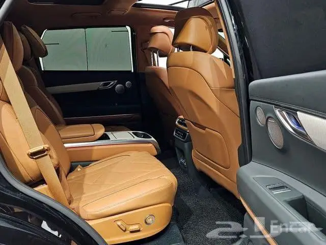 جنسيس GV80 13