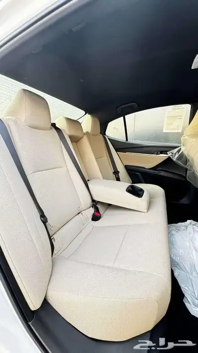 تويوتا كامري E 2025 لدى شركة عبدالمجيد الخضر 9
