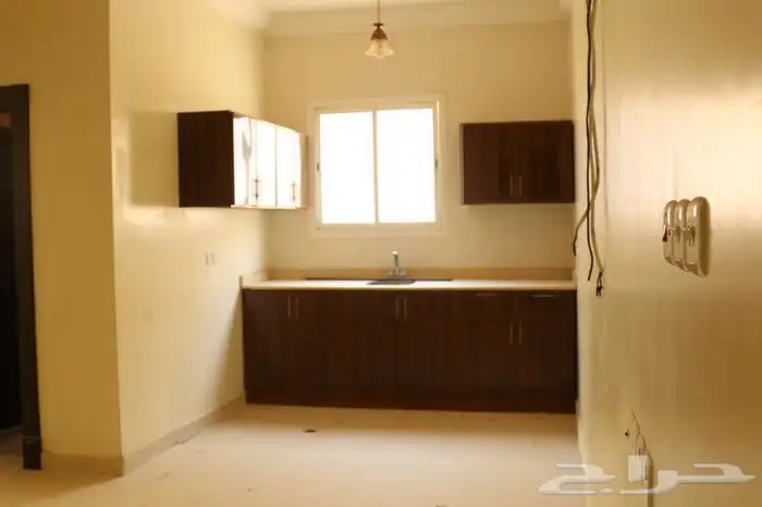 عمارة سكنية مكتبية للإيجار 1