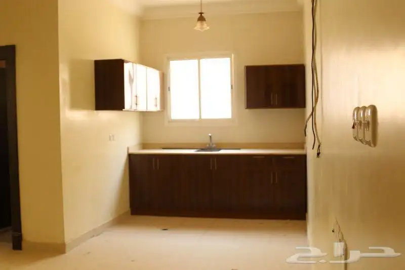 عمارة سكنية مكتبية للإيجار 1