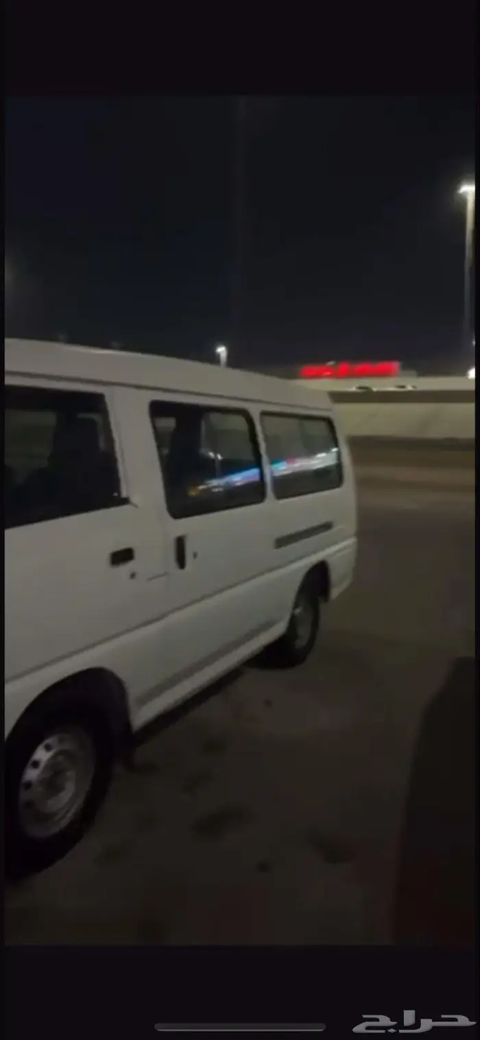 للإيجار باص ميتسوبيشي 2003 0