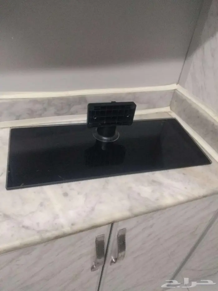 قاعدة شاشة توشيبا 40بوصه ..قزاز 1