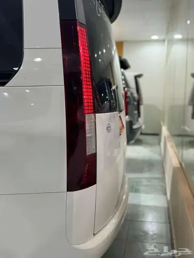 هيونداي ستاريا 11 راكب 2025 ب 112500 غير شامل الضريبة 5