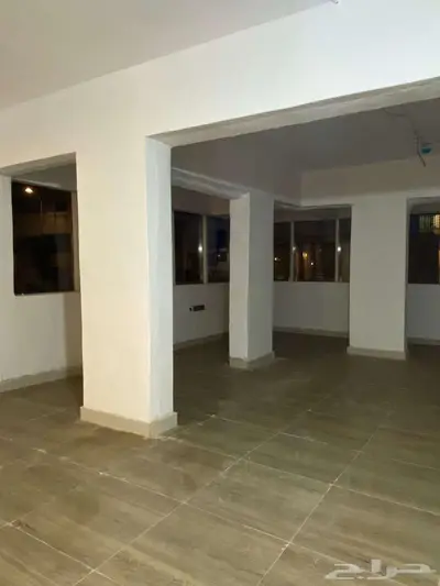 عماره للإيجار وسط البلد 5 أدوار وملحق 7