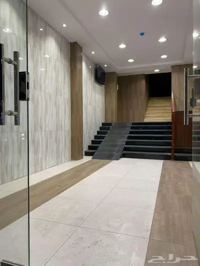 عماره للإيجار وسط البلد 5 أدوار وملحق 1