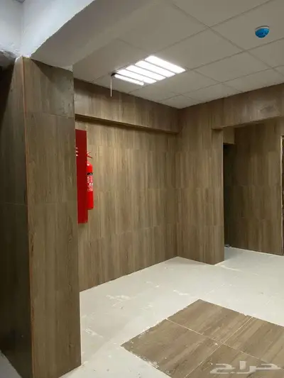 عماره للإيجار وسط البلد 5 أدوار وملحق 3