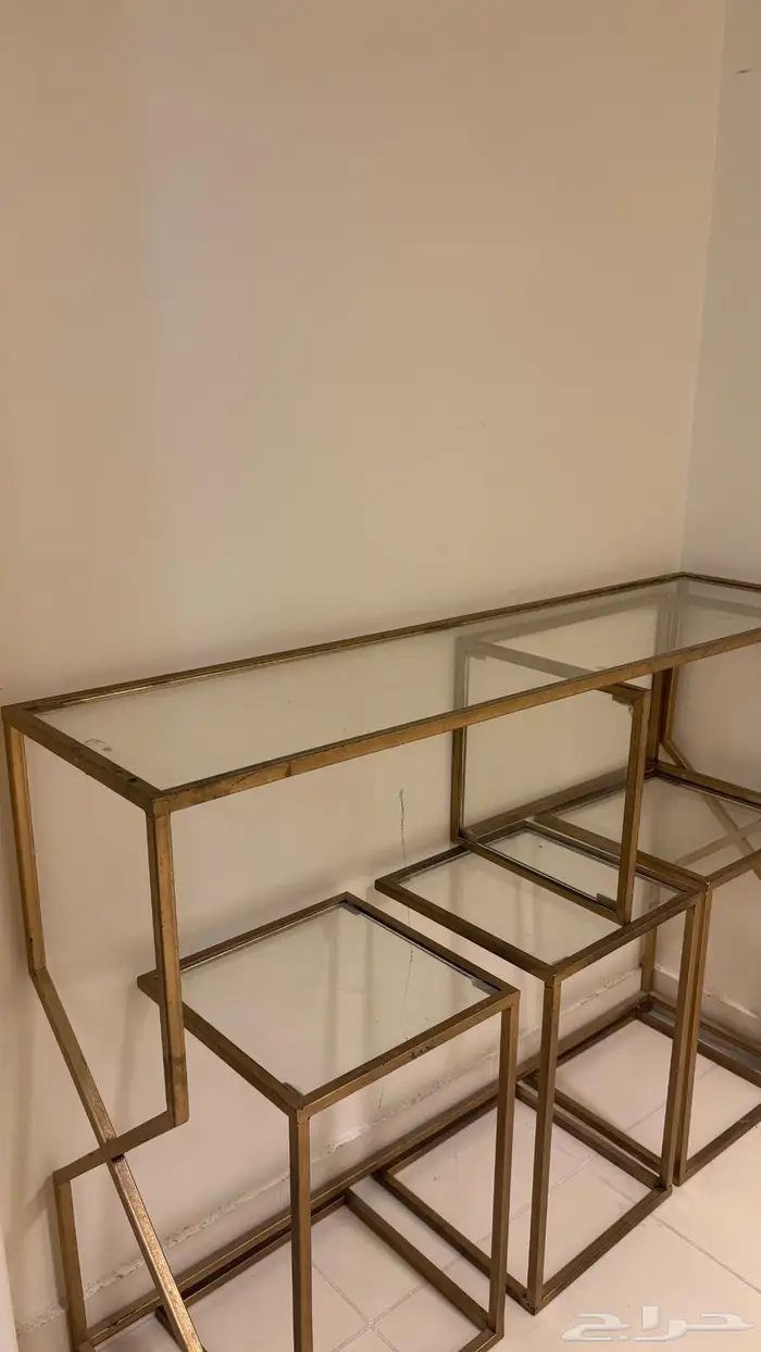 مدخل ذهبي 6 قطع 100 ريال قابل للتفاوض 1