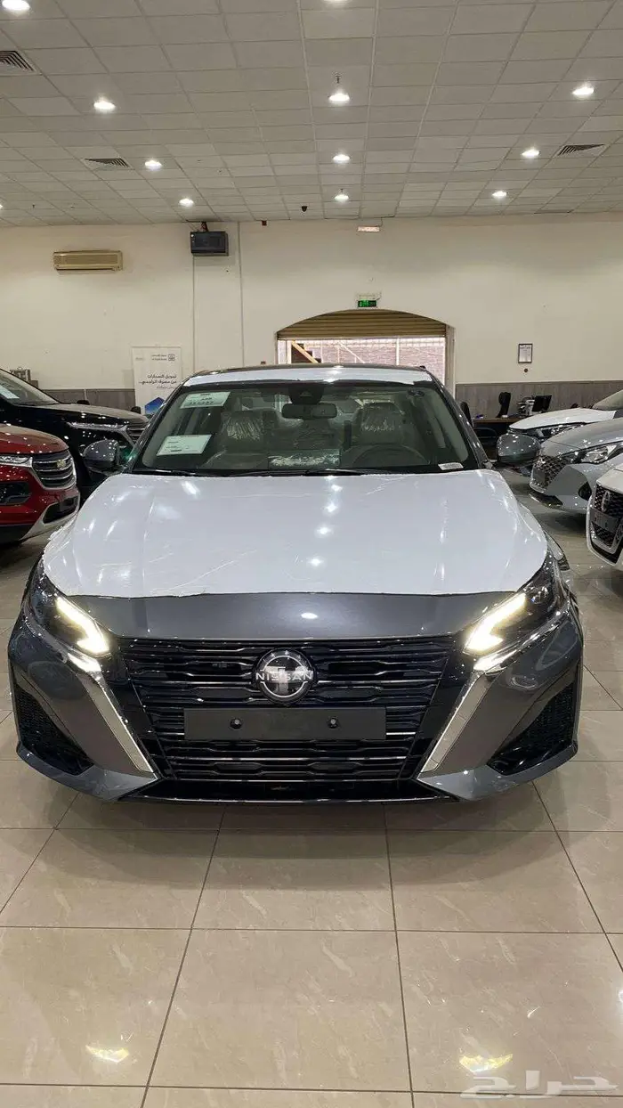 نيسان التيما نص فل SV موديل 2025 كاش - بنك 0