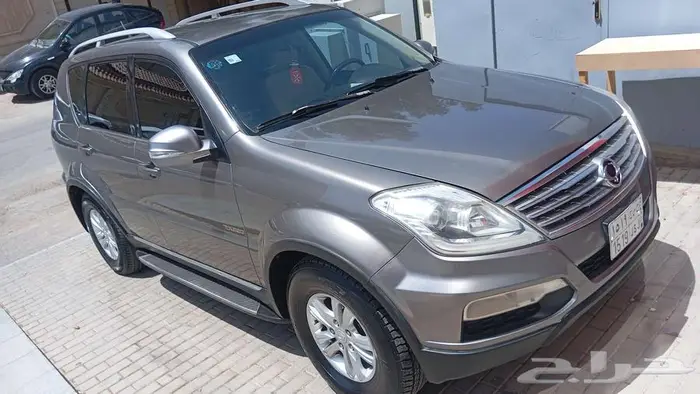 سانجونغ كوري نوع السياره ريكستون دفع رباعي بنزين تركي 2