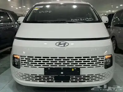 هيونداي ستاريا 11 راكب 2025 ب 112500 غير شامل الضريبة 2