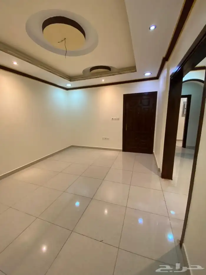 شقة في حي الورود 2 0