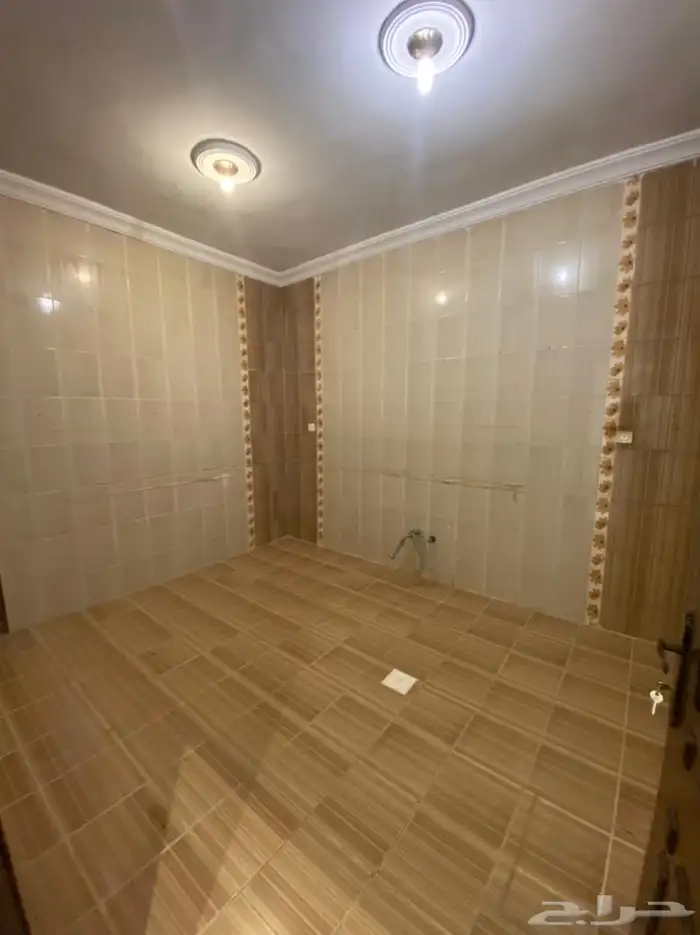 شقة في حي الورود 2 8