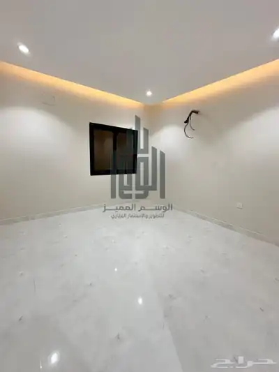 للبيع فلل نصف ارض بحي الصفا موقع مميز 15