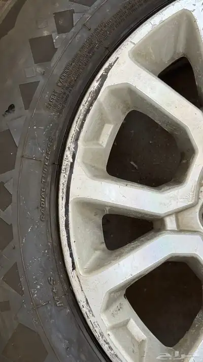 جنوط يوكن او سييرا مع كفراتها . 4