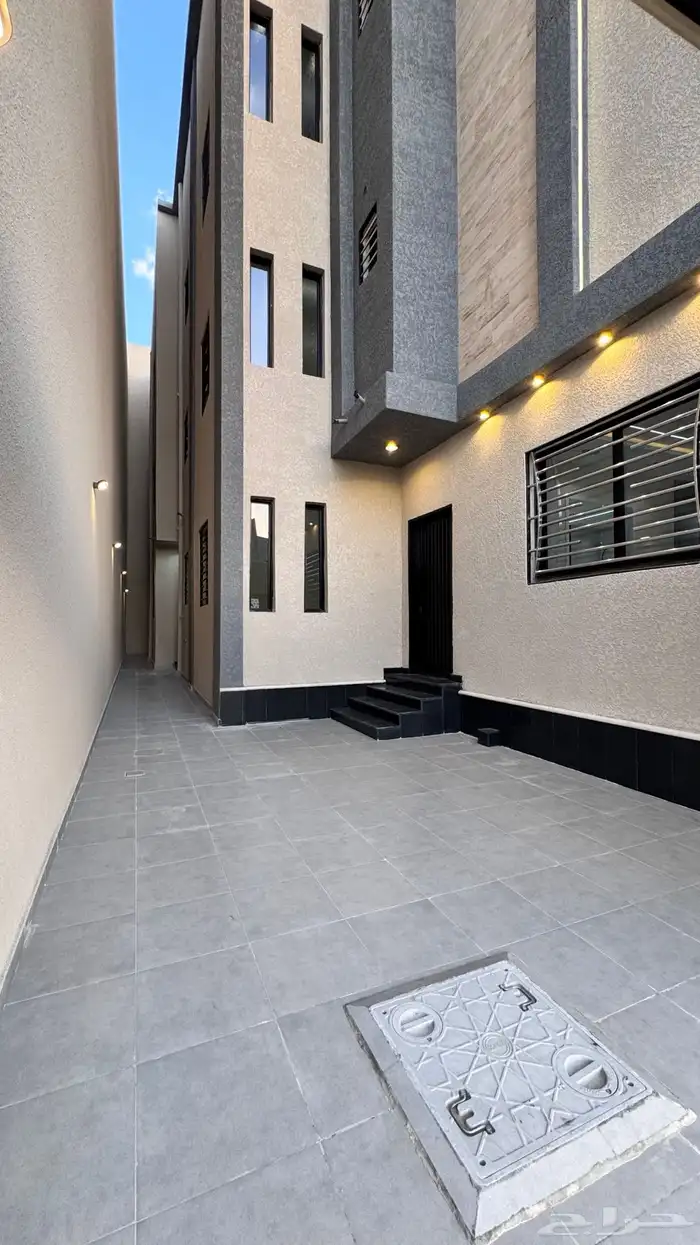 للبيع شقق ارضي مخطط جوهره تاره حي الاسكان طريق ابهاالخميس 1