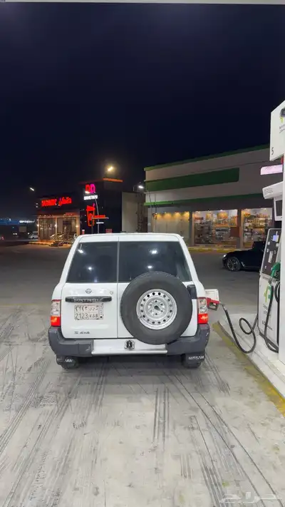 نيسان ربع موديل 2002 4