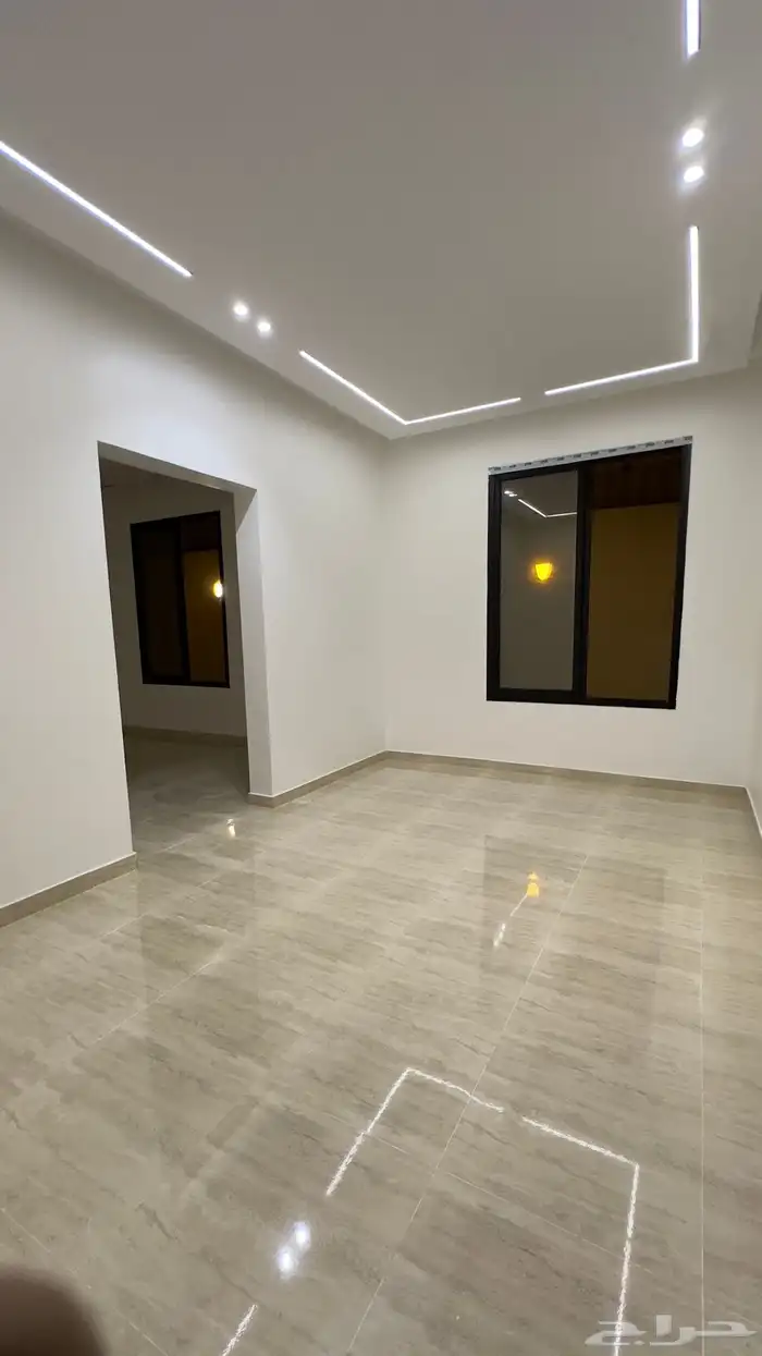 ادوار ارضية للبيع حي العريجاء الغربي 7