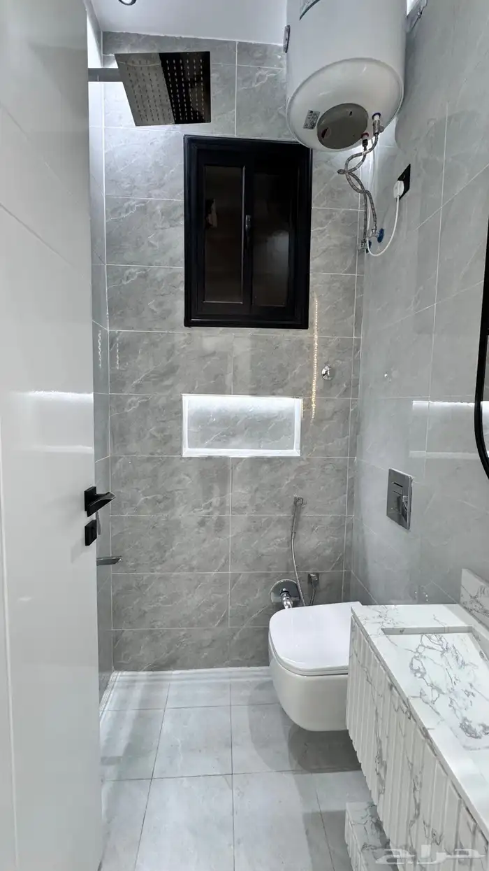 للبيع شقق ارضي مخطط جوهره تاره حي الاسكان طريق ابهاالخميس 21