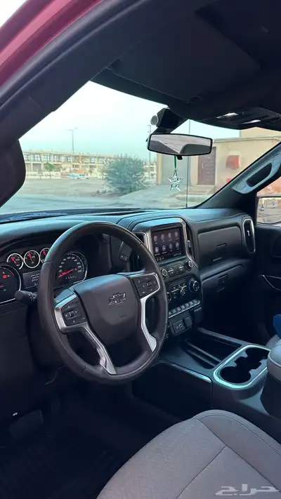 سلفرادر 2020 تريل بوس مخزن عداد 49 الف مالك اول 22