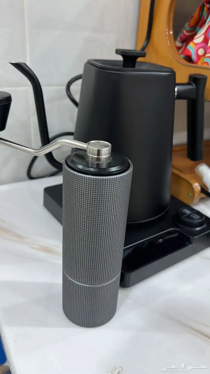 ادوات v60 ( مطحنه تايمور - غلايه وتر )   تم البيع 0