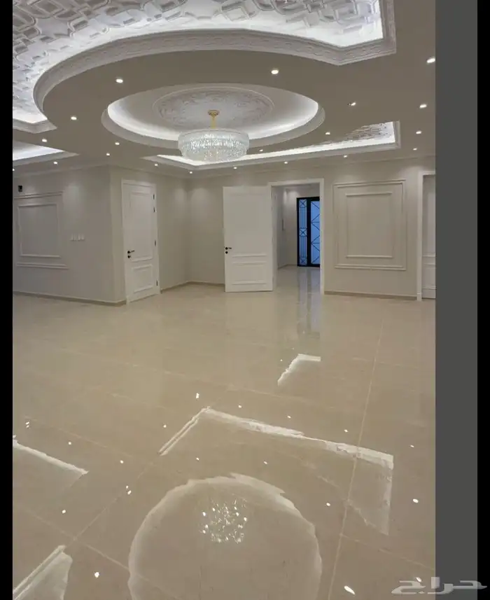 للبيع دور شخصي مساحه 770 متر 10