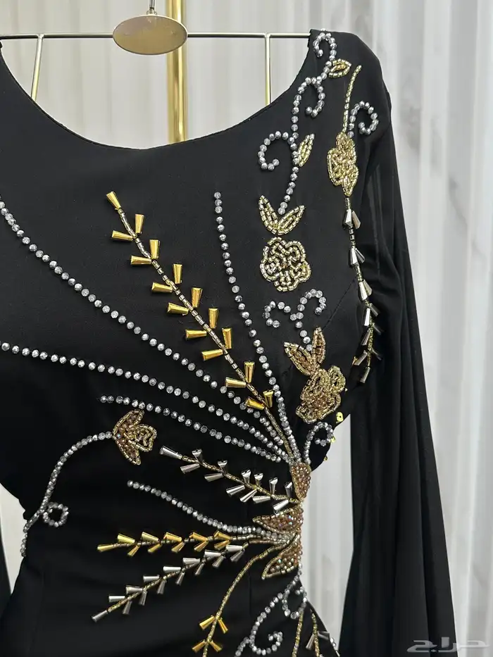 فساتين 19