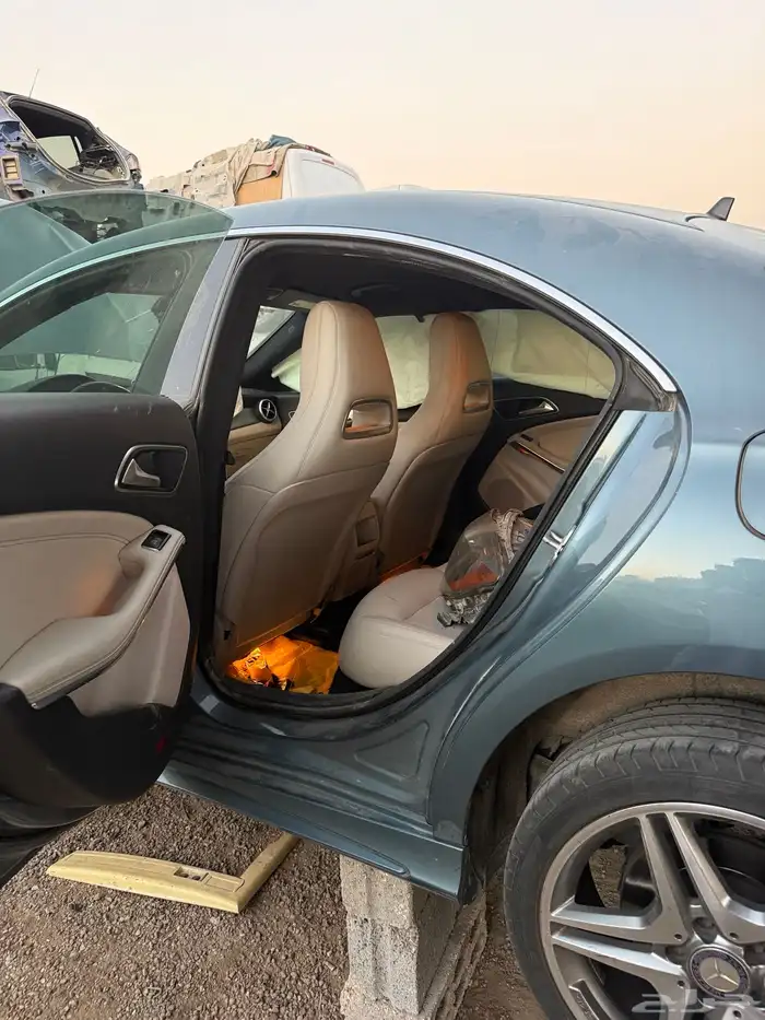 قطع مرسيدس CLA250 مديل 2014 4