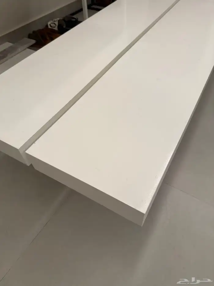طاولات بيضاء 6