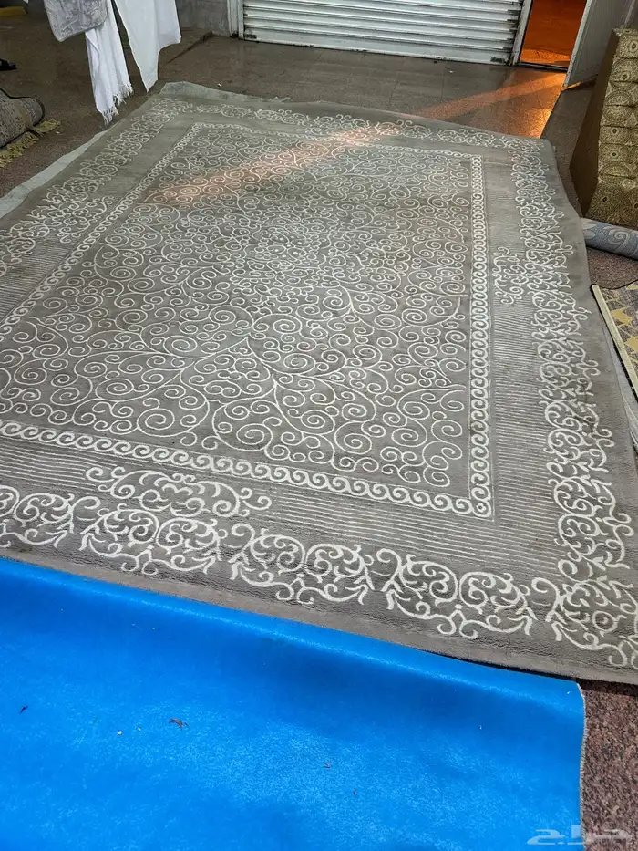 زوليه وفرشات وموكيت شبه جديد تركي وبلجيكي 3