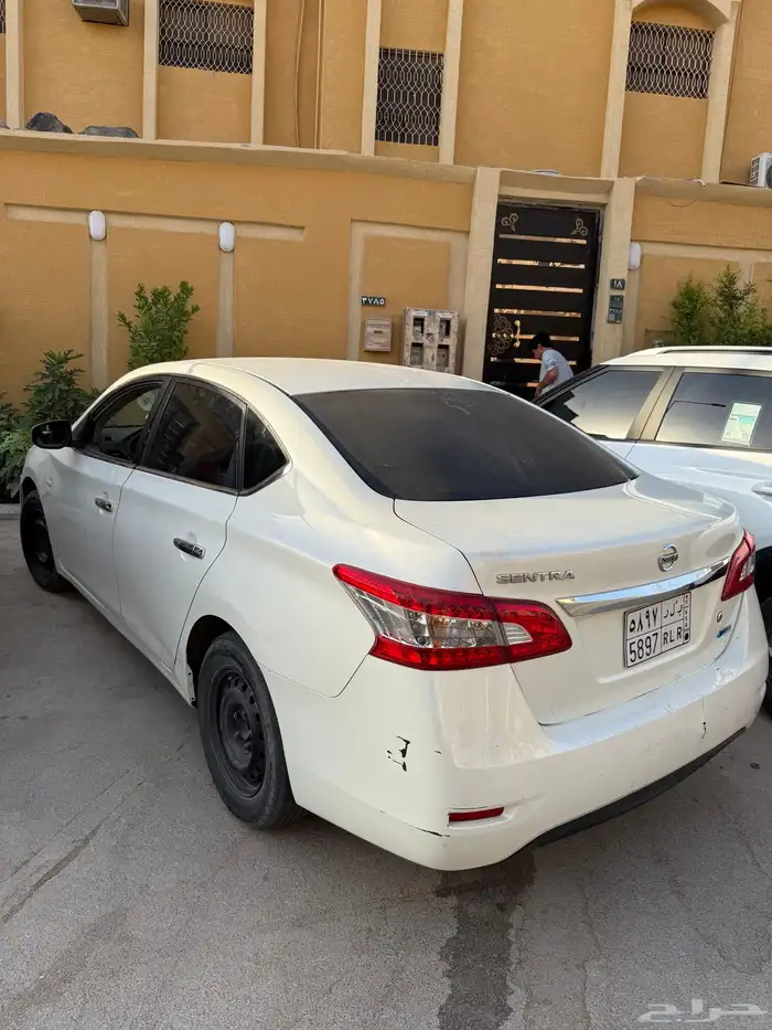 نيسان سنترا 2016 13