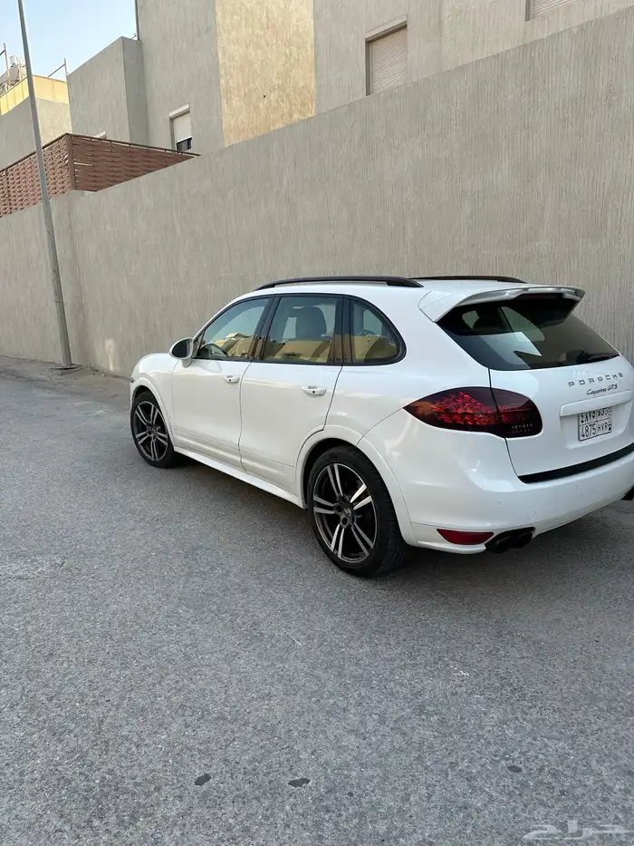 بورش كيان GTS 2013 نظيف( تم البيع تم البيع ) 4