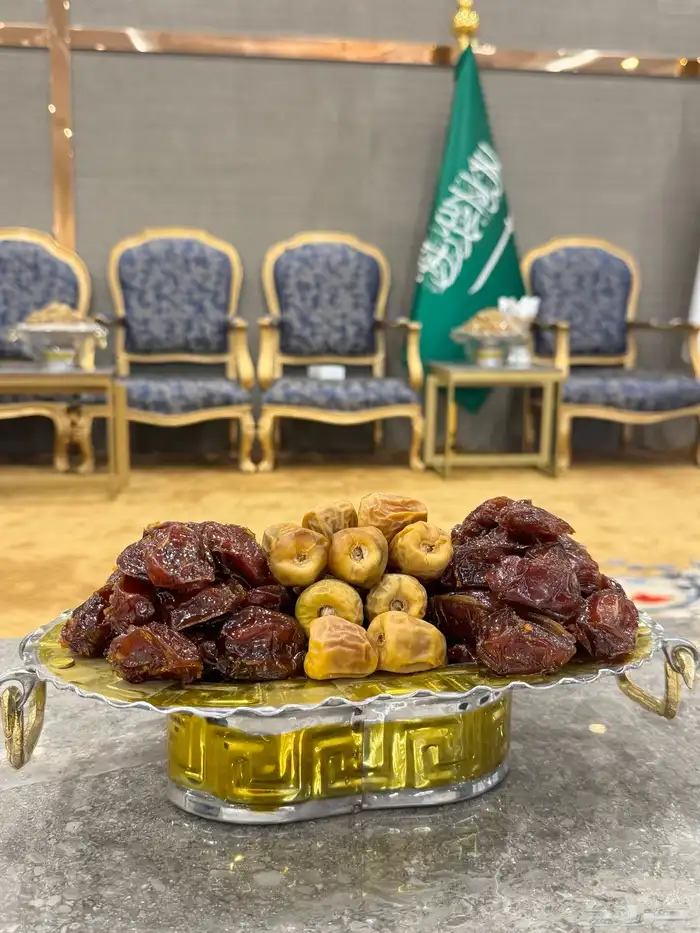 صياني ضيافة تمور للحفلات 12